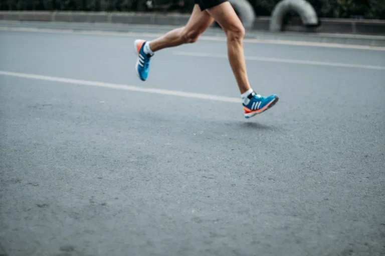 A corrida pode auxiliar no emagrecimento e no bem estar? Descubra aqui!